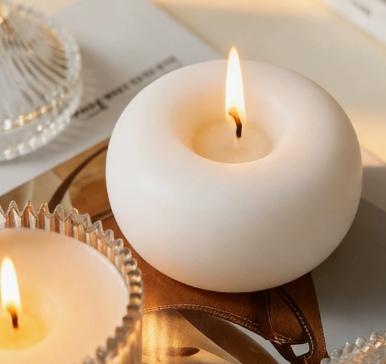 White Donut Handmade Smokeless Scented Candle